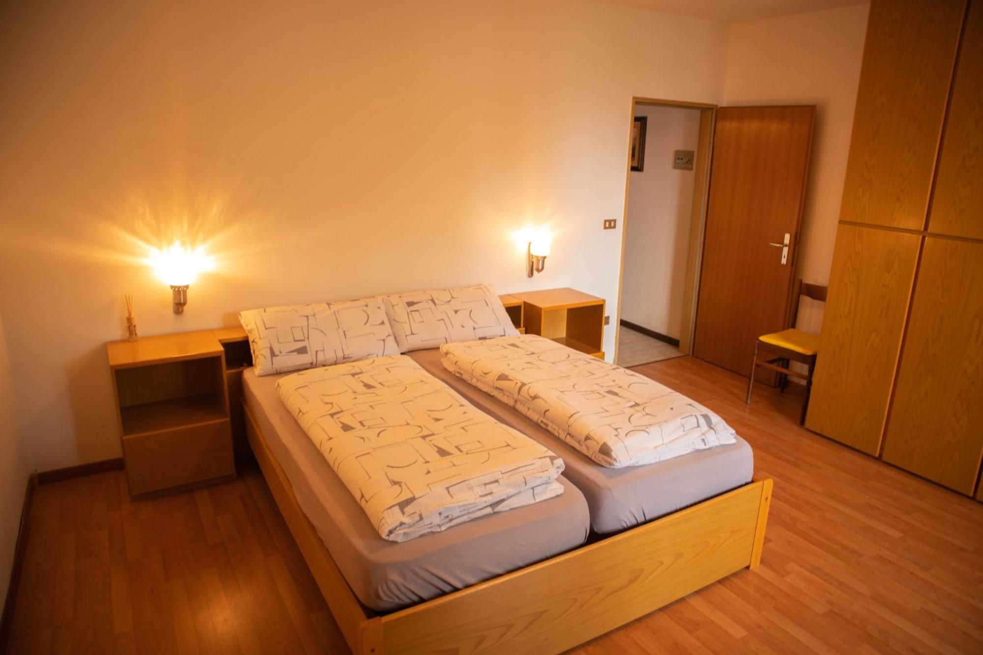 Apartments Max Mendola Екстериор снимка